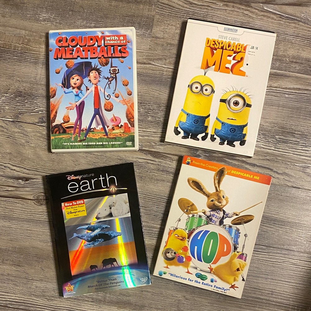 LAST CHANCE! 4 DVD Bundle DISNEY EARTH, Hop, Cloudy & Despicable Me 2